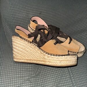 Stylish Tan Wedge Sandals